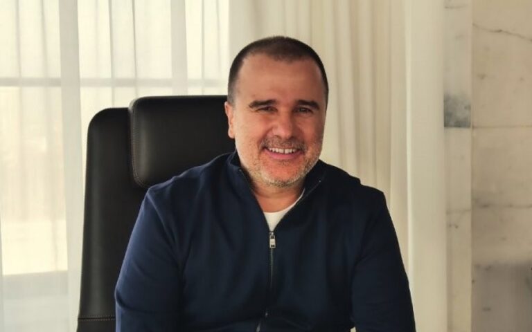 Кой е Цветомир Найденов?